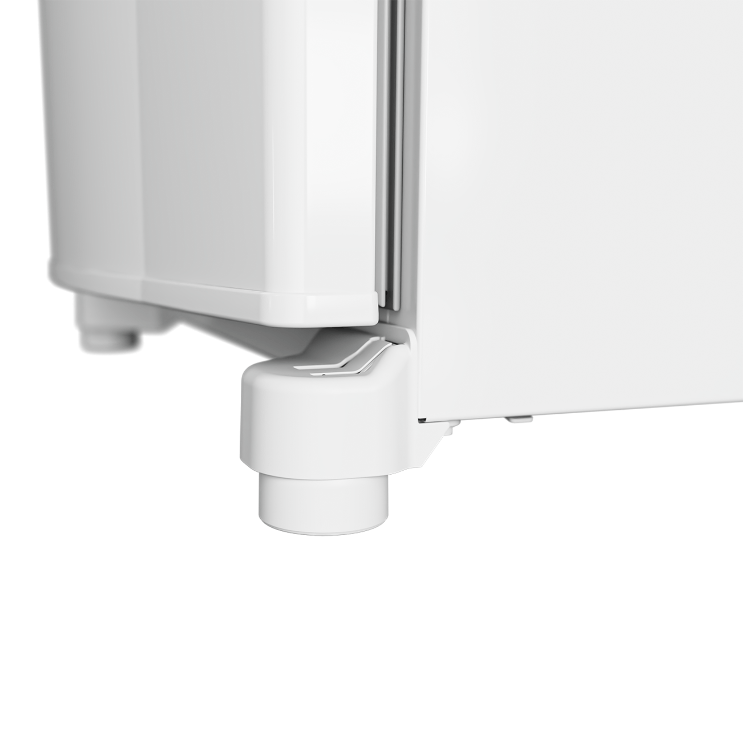 O freezer que se adapta ao seu espaço! As rodinhas e pés reguláveis* possibilitam a você movimentar e acomodar o seu freezer como e onde achar melhor, além de facilitar na hora da limpeza.[4]