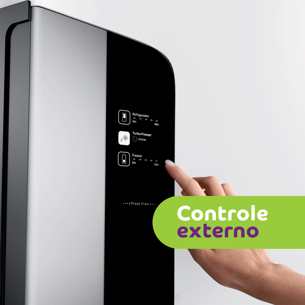 Controle facilmente a temperatura do refrigerador e do freezer de maneira independente sem precisar abrir a porta.