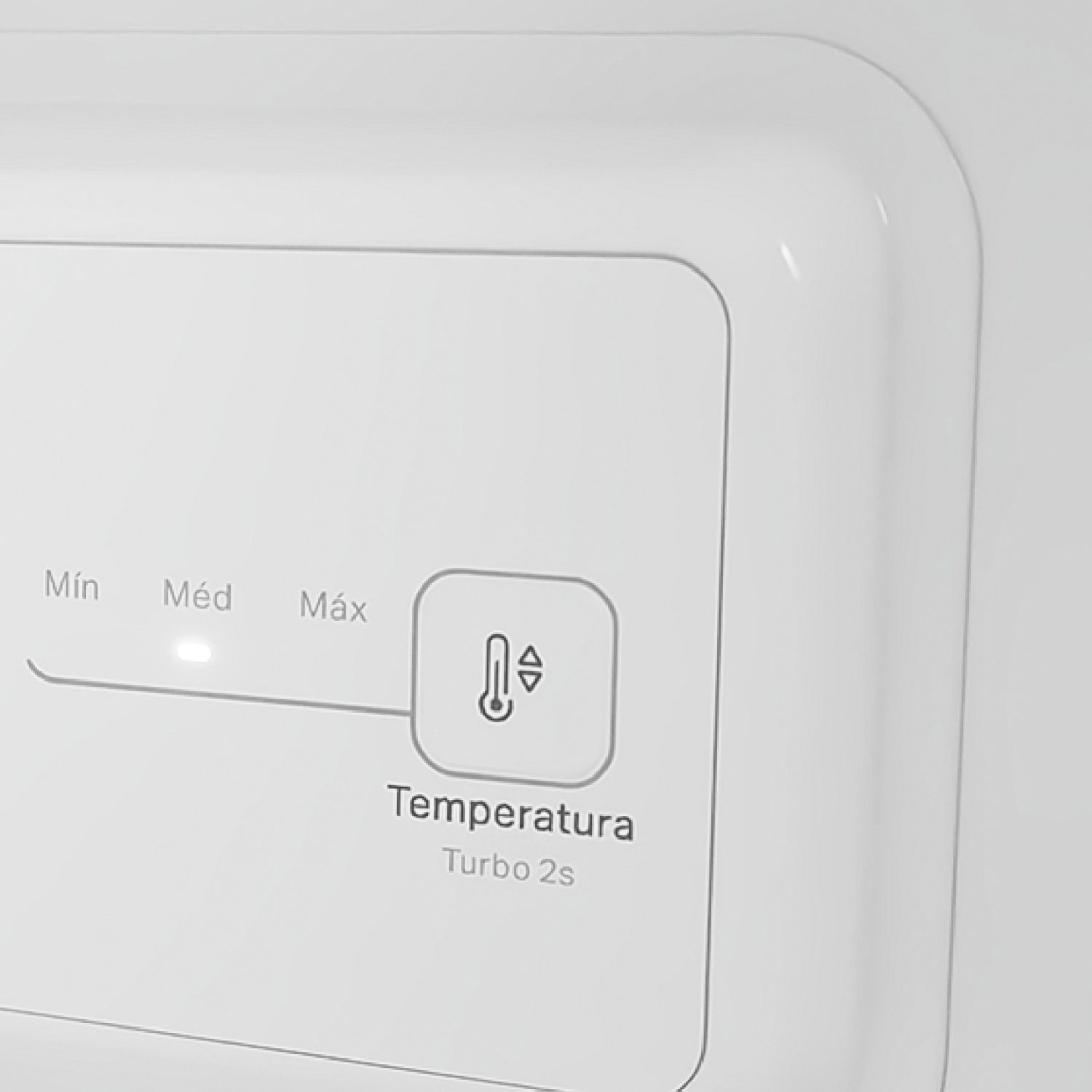 Está precisando gelar rápido? É pra já! Essa função acelera[] o resfriamento da geladeira, mesmo quando está cheia. *Tempo de estabilização da temperatura do refrigerador pode variar dependendo da temperatura inicial da geladeira, de quantas vezes a porta é aberta nesse período e a temperatura ambiente.